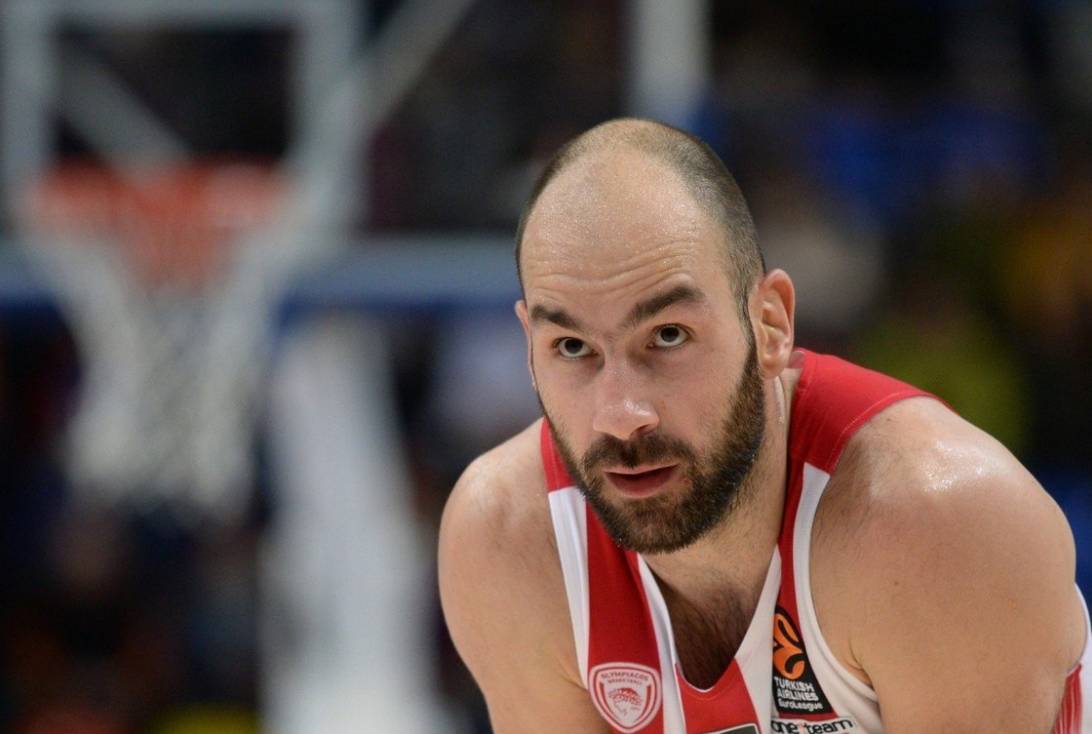  奥斯梅恩国家队穿几号 